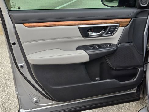 Used 2018 Honda CR-V EX-L image 11