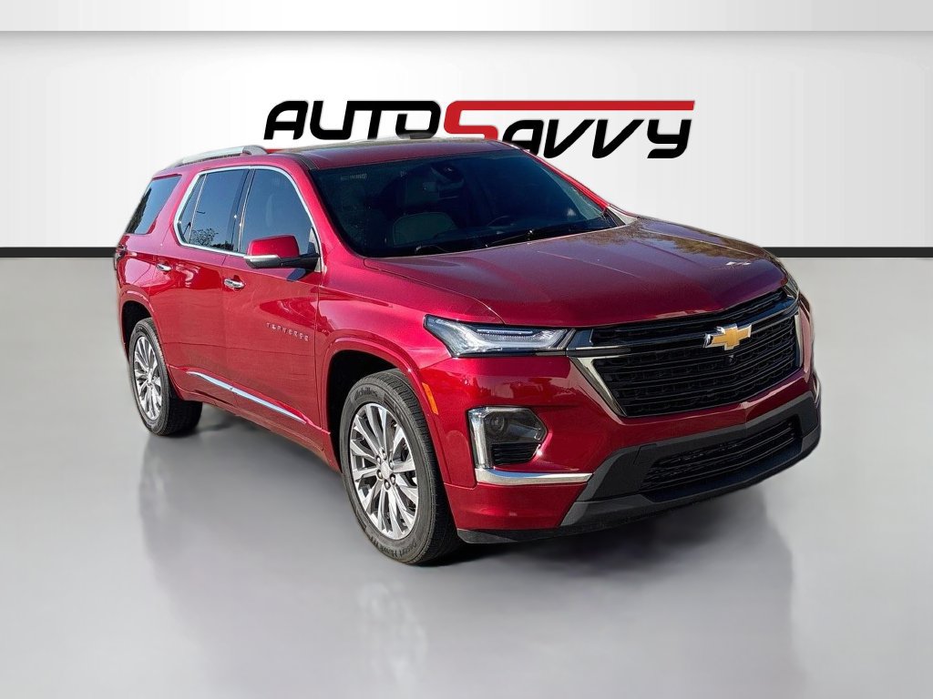 Used 2023 Chevrolet Traverse Premier w/ LPO, Floor Liner Package FWD image 1
