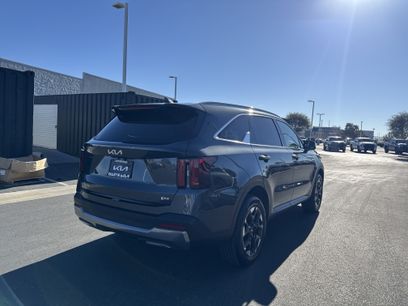 Used 2024 Kia Sorento S