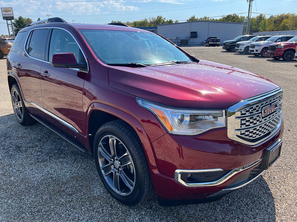 Used 2017 GMC Acadia Denali w/ Technology Package AWD/4WD image 7