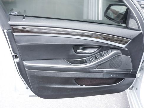 Used 2016 BMW 535i xDrive Sedan w/ M Sport AWD/4WD image 25