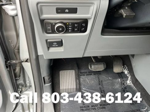 Used 2025 Ford F150 XLT w/ Equipment Group 302A MID RWD image 22
