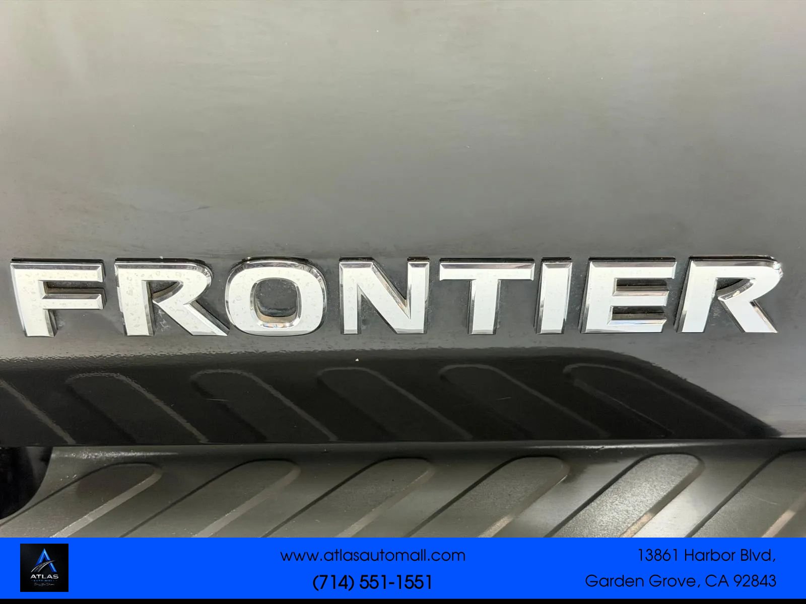 Used 2014 Nissan Frontier SV w/ SV Value Truck Package RWD image 10