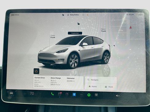 Used 2023 Tesla Model Y Long Range image 11