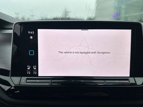 Used 2024 Volkswagen Atlas Cross Sport SE image 19