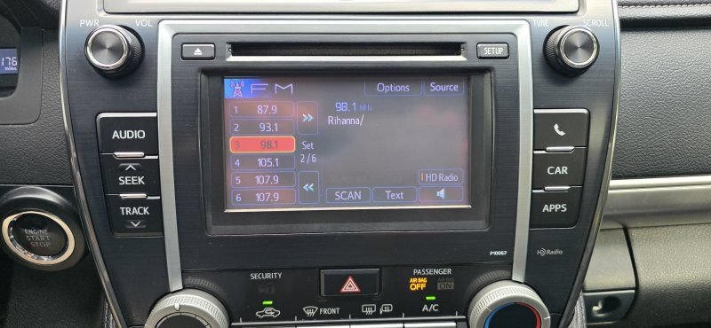 Used 2012 Toyota Camry SE FWD image 20