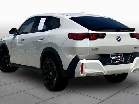 Used 2024 BMW X2 xDrive28i image 11