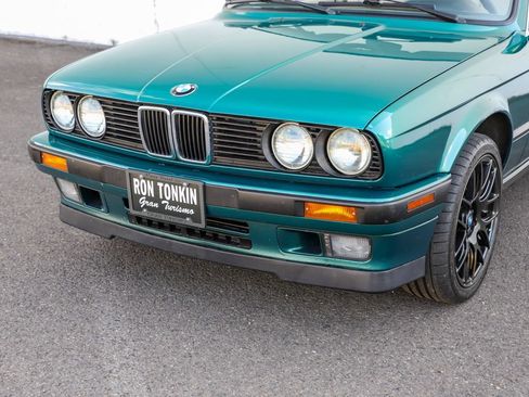 Used 1992 BMW 325i Convertible RWD image 38
