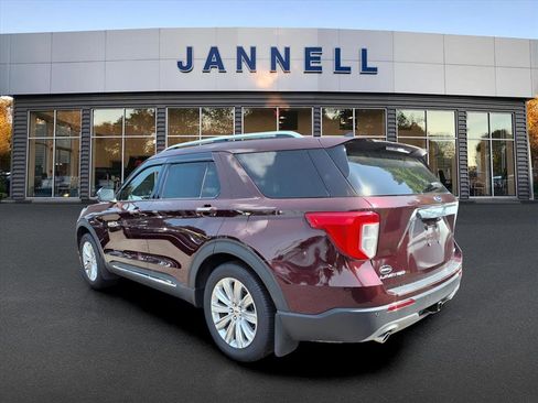 Used 2022 Ford Explorer Limited w/ Equipment Group 301A image 4