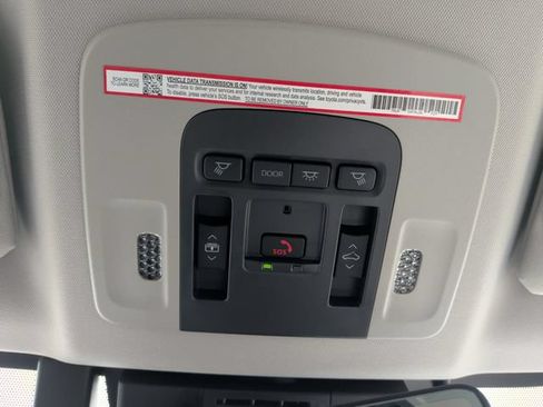 Used 2025 Toyota Camry XLE w/ Premium Plus Package FWD image 28