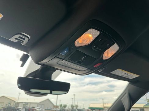 Used 2023 RAM 1500 Big Horn AWD/4WD image 19
