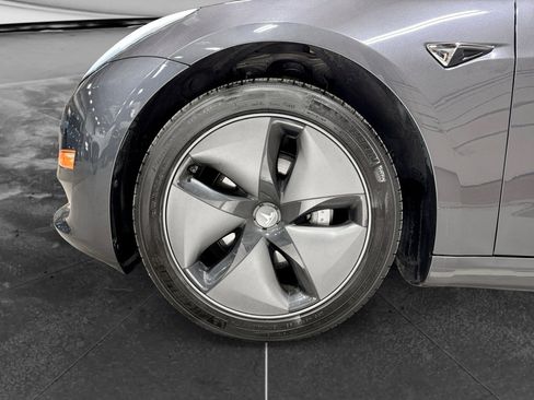 Used 2018 Tesla Model 3 Long Range RWD image 30