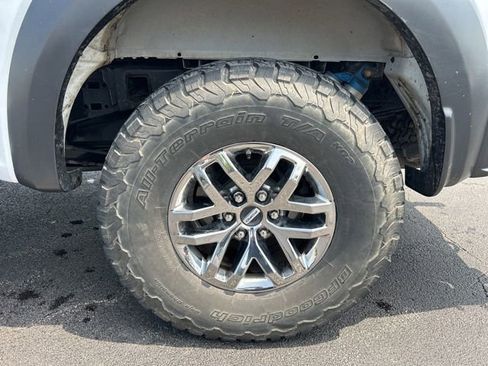 Used 2018 Ford F150 Raptor w/ Equipment Group 802A Luxury AWD/4WD image 11