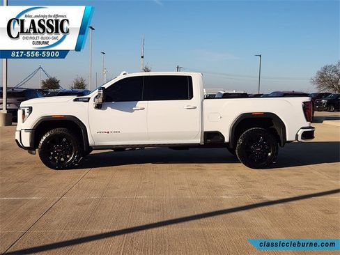 Used 2025 GMC Sierra 2500 AT4 w/ AT4 Premium Plus Package image 6