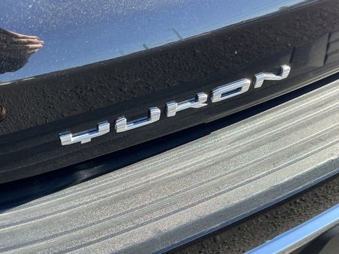 Used 2024 GMC Yukon SLT w/ SLT Luxury Package image 35