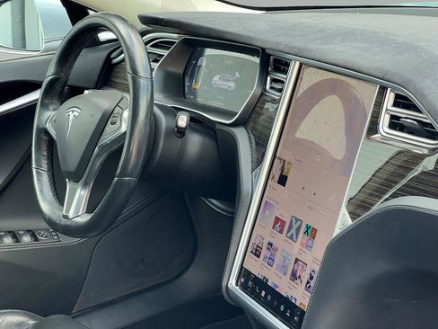 Used 2016 Tesla Model S P100D image 25