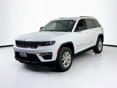Used 2023 Jeep Grand Cherokee Limited AWD/4WD image 1
