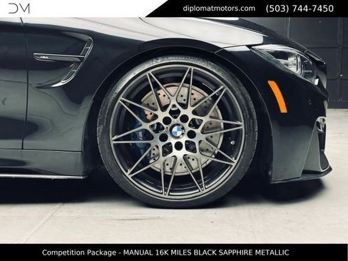 Used 2019 BMW M4 Coupe w/ Competition Package RWD image 39
