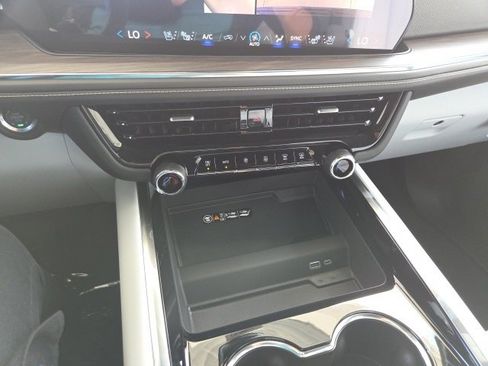 New 2025 Chevrolet Tahoe Premier image 31