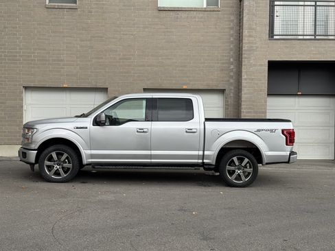 Used 2017 Ford F150 Lariat w/ Equipment Group 502A Luxury image 5