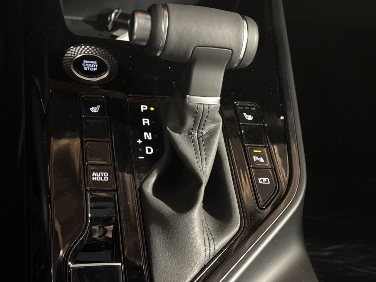 New 2026 Kia Niro EX FWD image 28