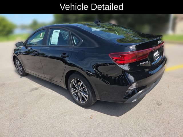 Certified 2023 Kia Forte LXS w/ LXS Technology Package FWD image 3