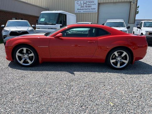 Used 2010 Chevrolet Camaro SS w/ RS Package RWD image 10