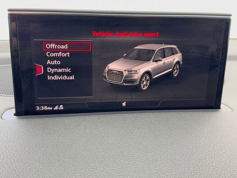 Used 2019 Audi Q7 2.0T Premium Plus w/ Premium Plus Package image 28