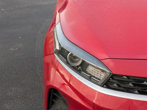 Used 2023 Kia Forte LXS image 10