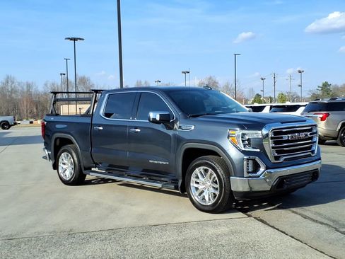 Used 2021 GMC Sierra 1500 SLT w/ SLT Convenience Package image 3