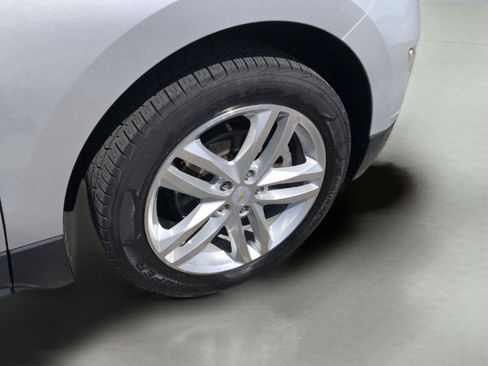 Used 2019 Chevrolet Equinox Premier AWD/4WD image 38