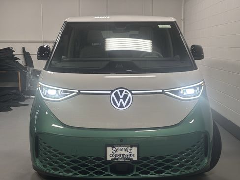 New 2025 Volkswagen ID. Buzz 1st Edition AWD/4WD image 6