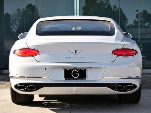 Used 2021 Bentley Continental GT image 8