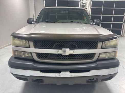 Used 2004 Chevrolet Silverado 1500 LS image 2