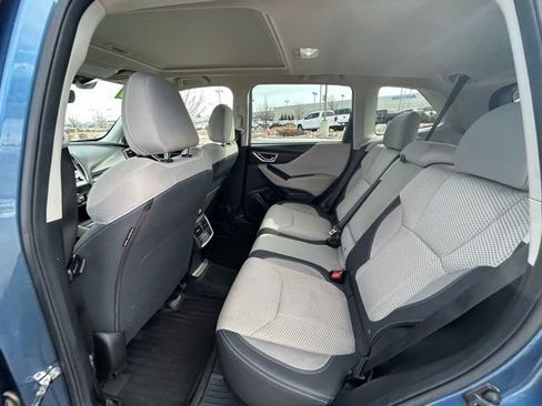 Used 2021 Subaru Forester Premium image 23