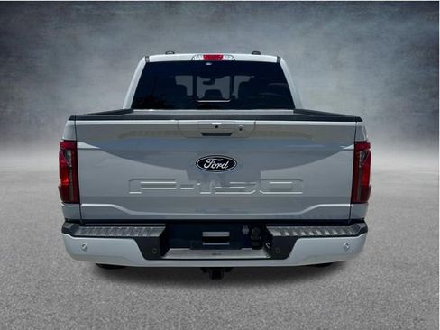 Used 2024 Ford F150 XLT w/ Equipment Group 302A MID RWD image 9