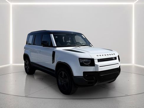 New 2026 Land Rover Defender 110 S AWD/4WD image 7