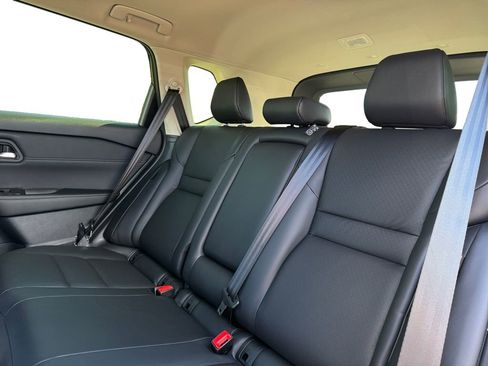 New 2026 Nissan Rogue SV image 14