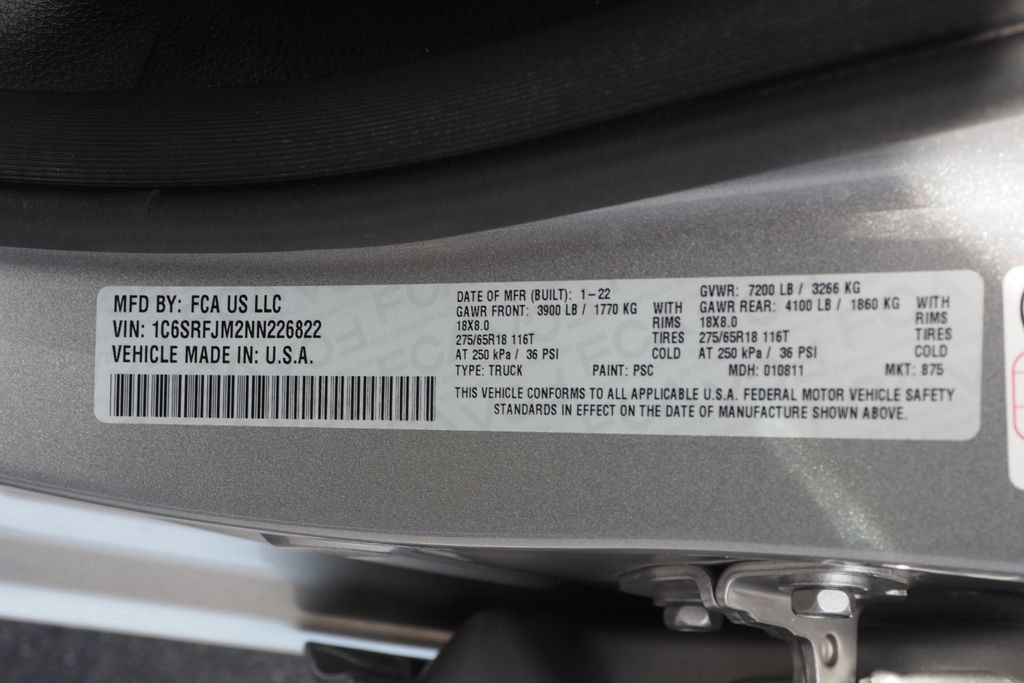 Used 2022 RAM 1500 Laramie AWD/4WD image 29