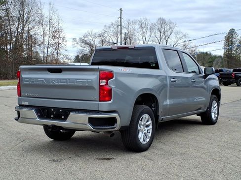 Used 2025 Chevrolet Silverado 1500 LT AWD/4WD image 14