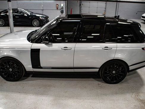 Used 2018 Land Rover Range Rover HSE image 6