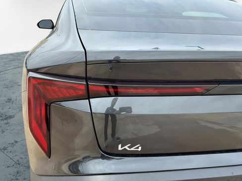 Certified 2025 Kia K4 FWD image 28