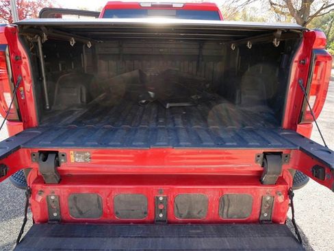 Used 2019 GMC Sierra 1500 SLT w/ SLT Premium Package image 10