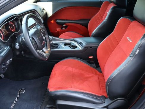 Used 2016 Dodge Challenger SRT Hellcat RWD image 24