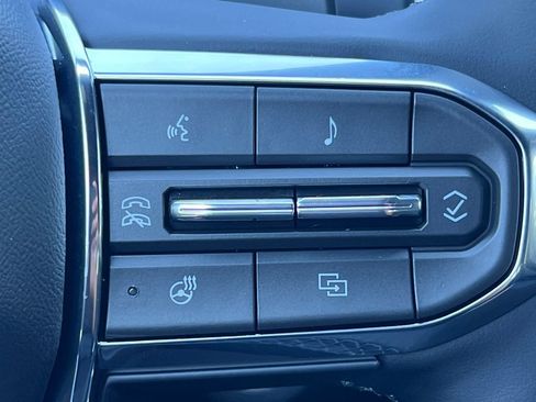 New 2027 GMC Terrain Elevation w/ Elevation Premium Package AWD/4WD image 17