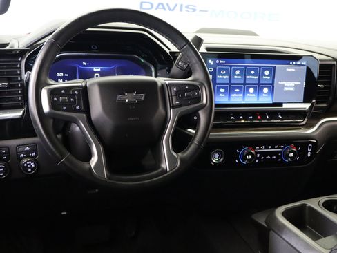 Used 2023 Chevrolet Silverado 1500 LT Trail Boss w/ Protection Package image 17