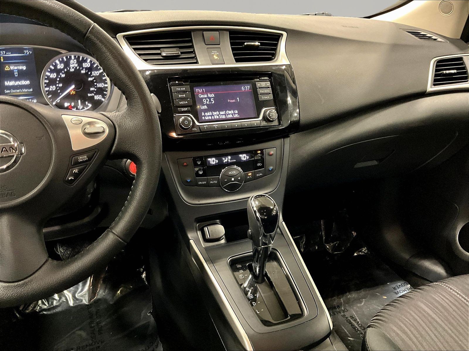 Used 2018 Nissan Sentra SV FWD image 9
