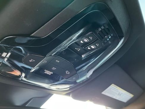 Used 2023 Alfa Romeo Stelvio Estrema image 25