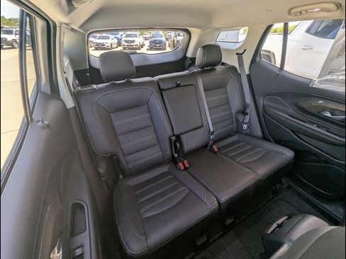 Used 2024 GMC Terrain Denali w/ LPO, Floor Liner Package AWD/4WD image 20