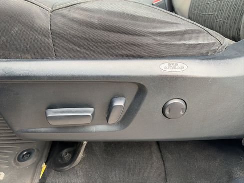 Used 2014 Toyota Tundra SR5 w/ SR5 Upgrade Package image 12